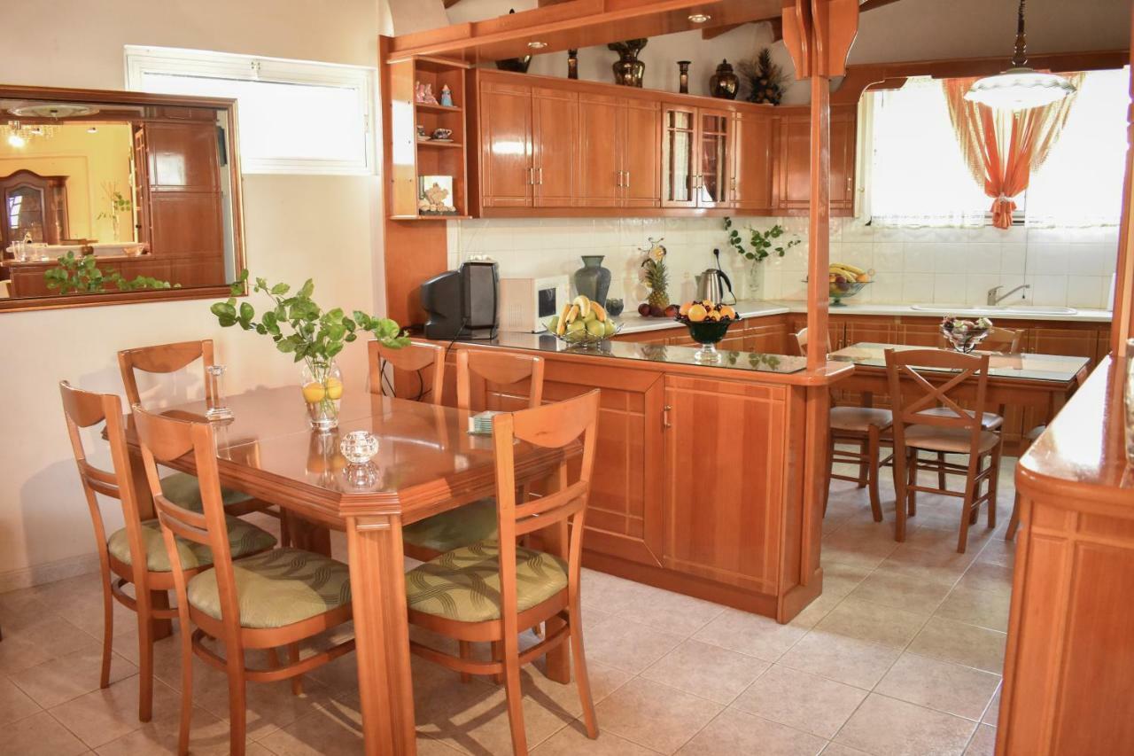 Mayra Apartment Lithakia  Ngoại thất bức ảnh